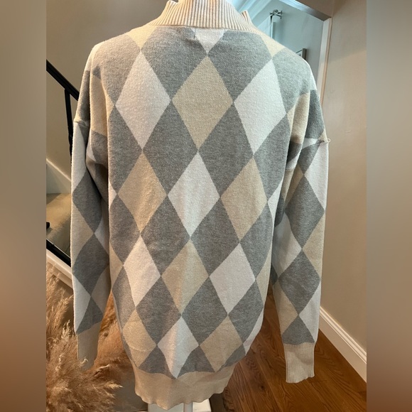 Evereve Argyle Cardigan Sweater - Picture 2 of 5